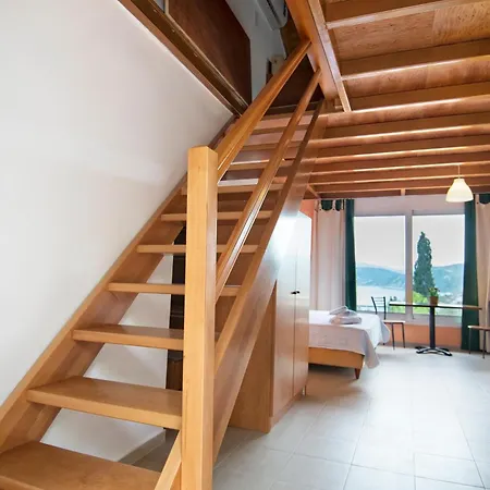 Panorama Apartment *